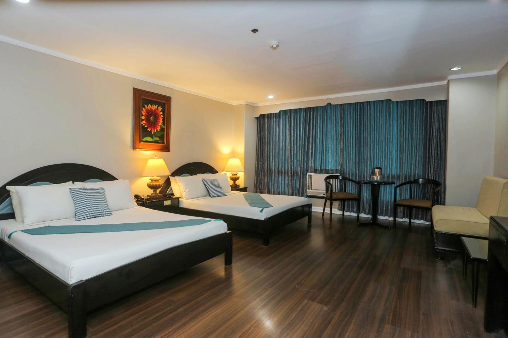 Holiday Plaza Hotel - Cebu Luaran gambar