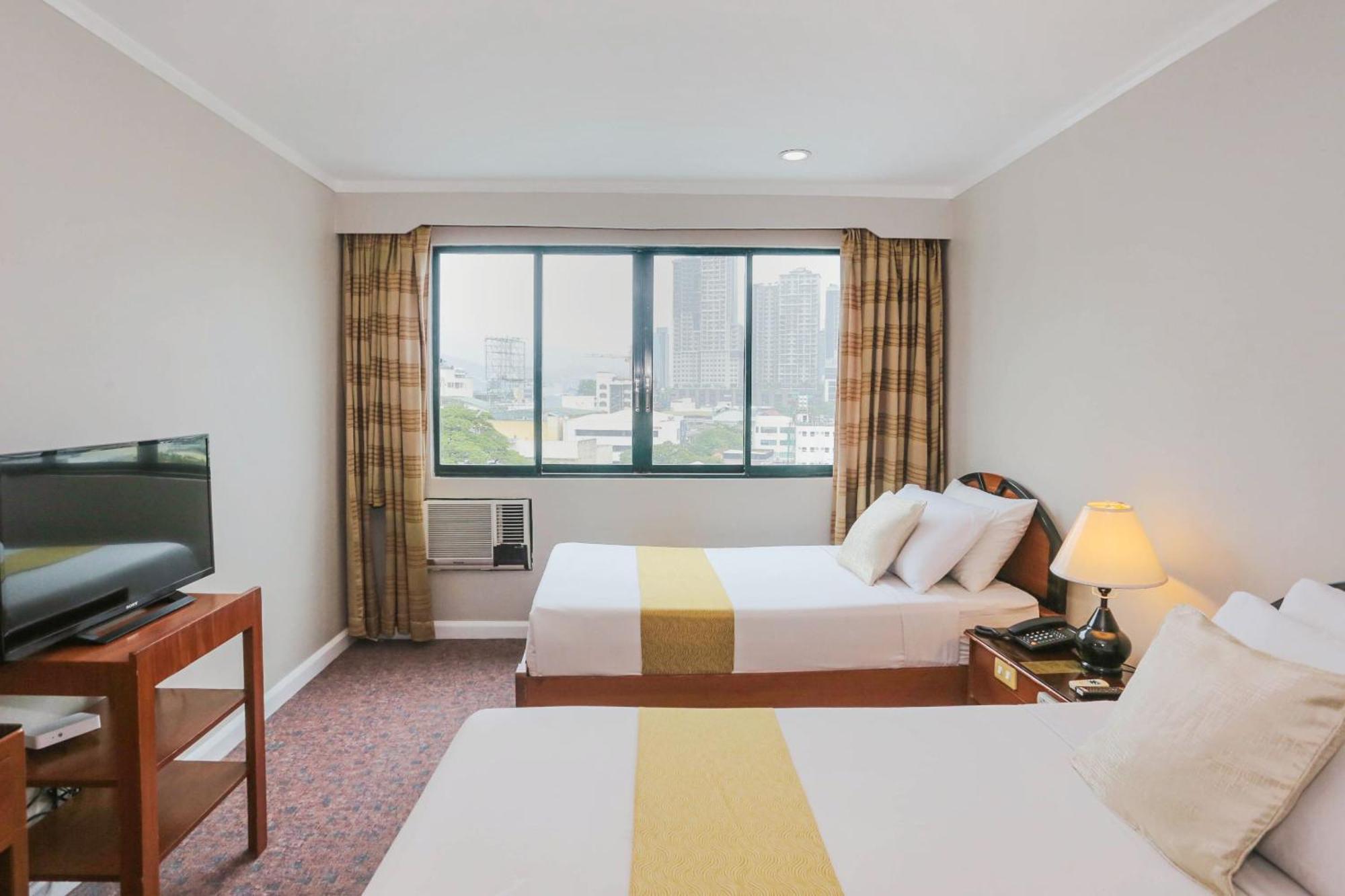Holiday Plaza Hotel - Cebu Luaran gambar