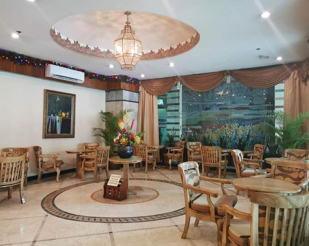 Holiday Plaza Hotel - Cebu Luaran gambar