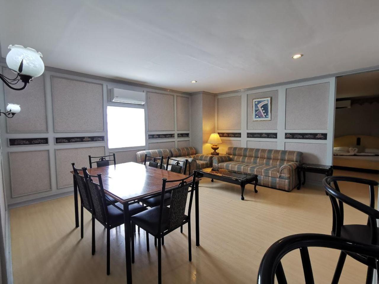Holiday Plaza Hotel - Cebu Luaran gambar