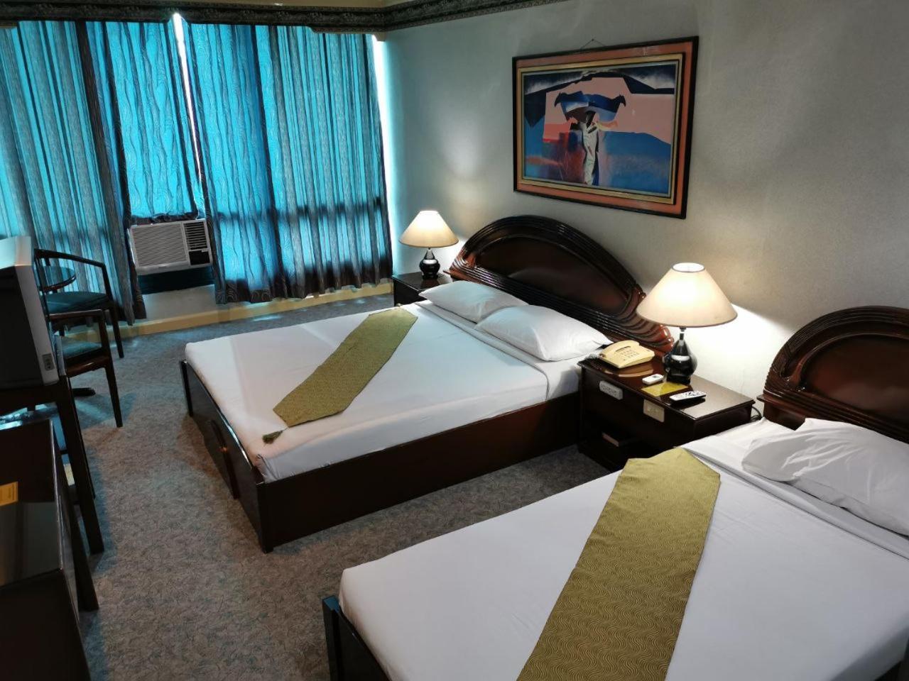 Holiday Plaza Hotel - Cebu Luaran gambar